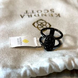Kendra Scott size 7 Elyse gunmetal druzy ring in Black